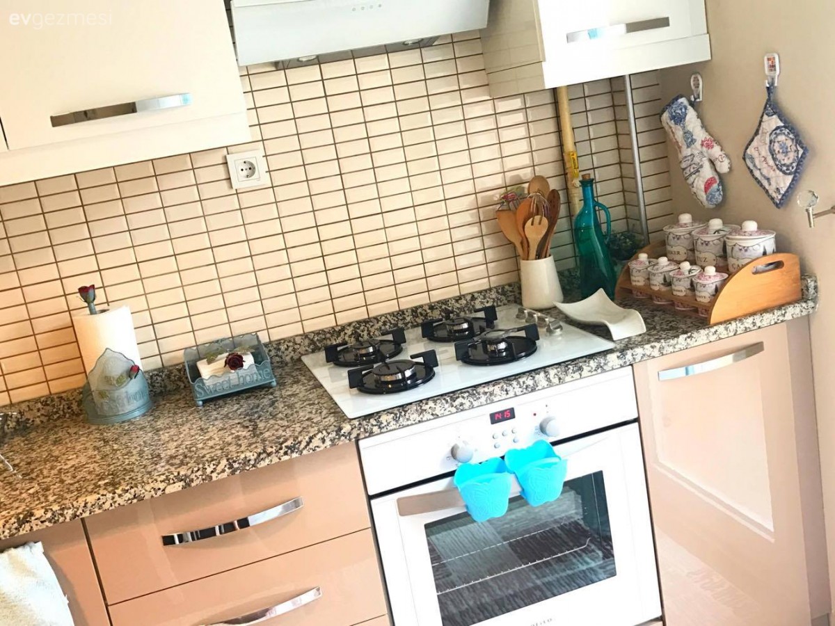 Hem kullanışlı, hem sıcacık: Tuğba hanımın evinden yeni kareler..