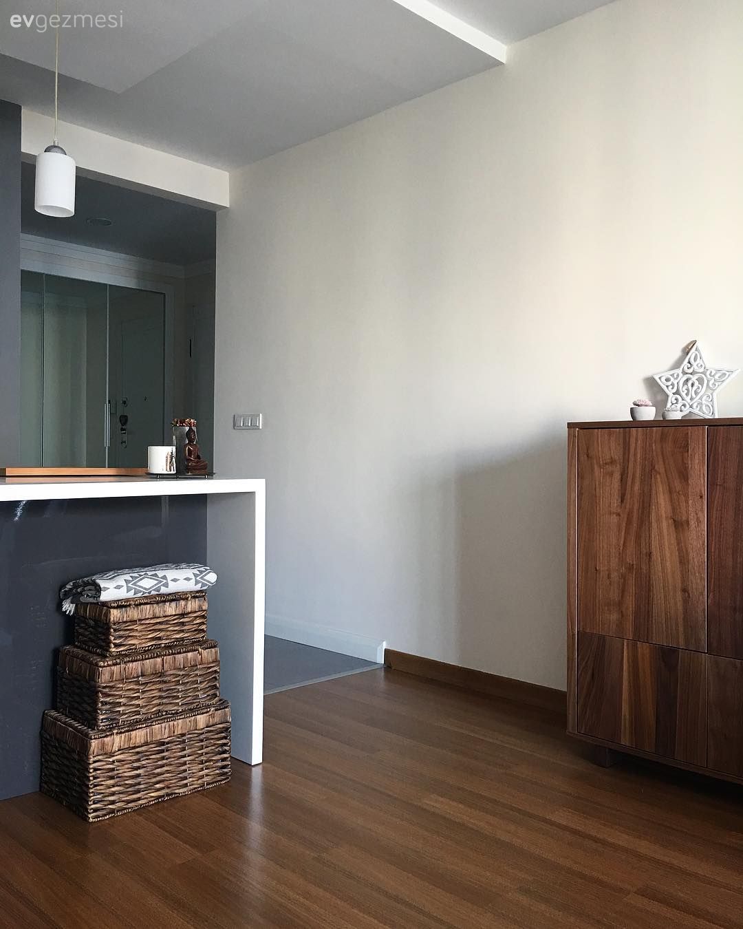 İskandinav esintilerle aydınlık ve doğal. Seden hanımın evi..