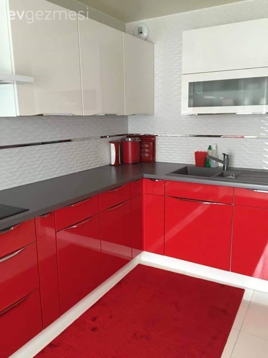 Aysen Hanım'ın abartıdan uzak, şık ve modern dekoru..