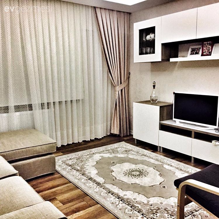 Hareketli ve uyumlu bir dekor. Simge hanımın modern stil evi..