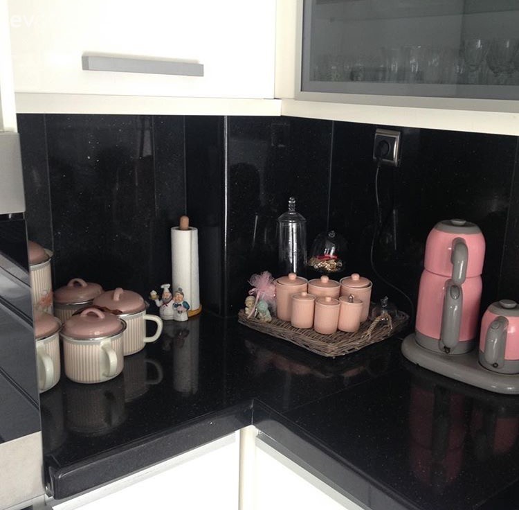 İskandinav esintilerle, aydınlık ve doğal. Yeşim hanımın dingin evi.