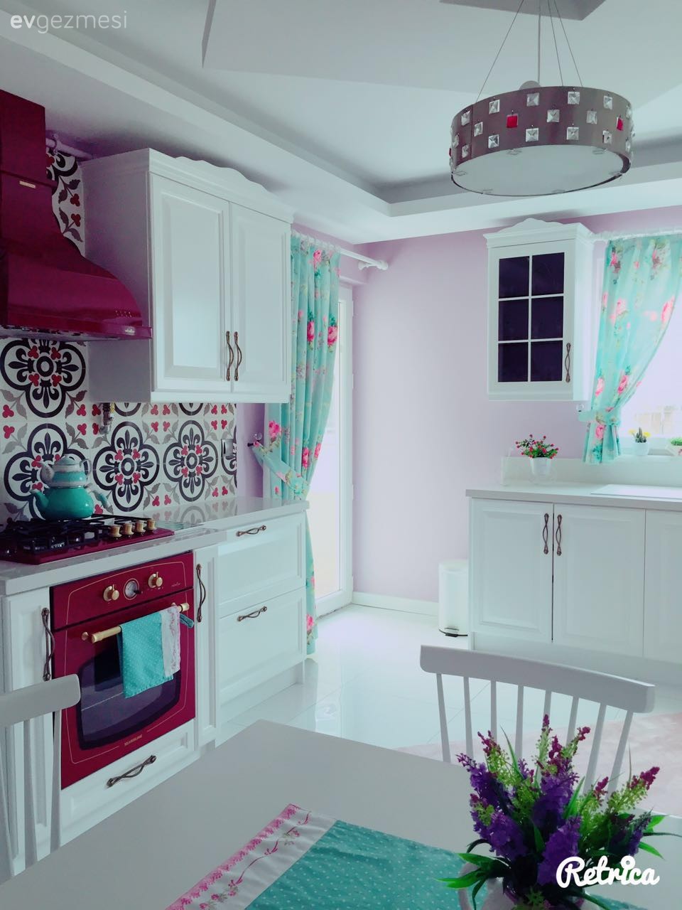 Ankastre, Beyaz mutfak, Bordo, Country mutfak, Fon perde, Mutfak, Perde