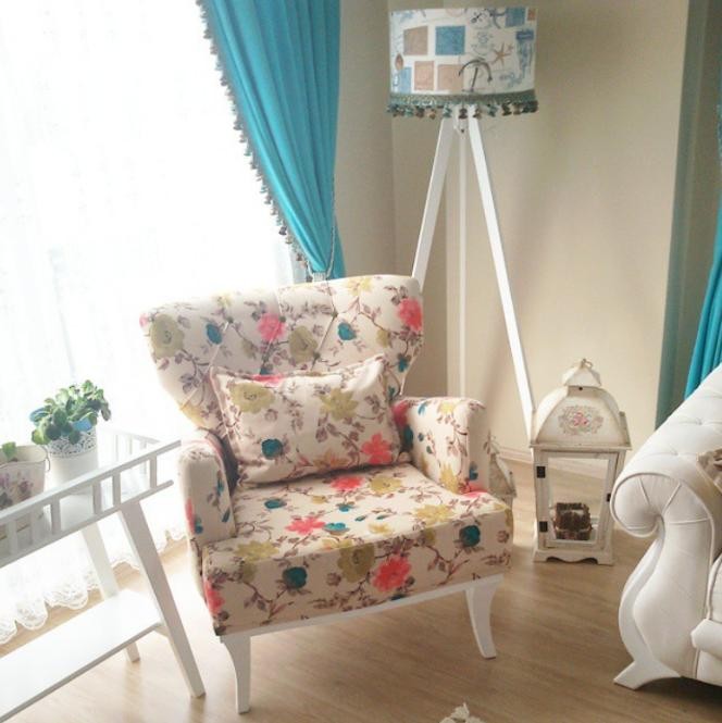 Aydınlatma, Berjer, Çiçeklik, Fon perde, Mavi, Salon, Perde