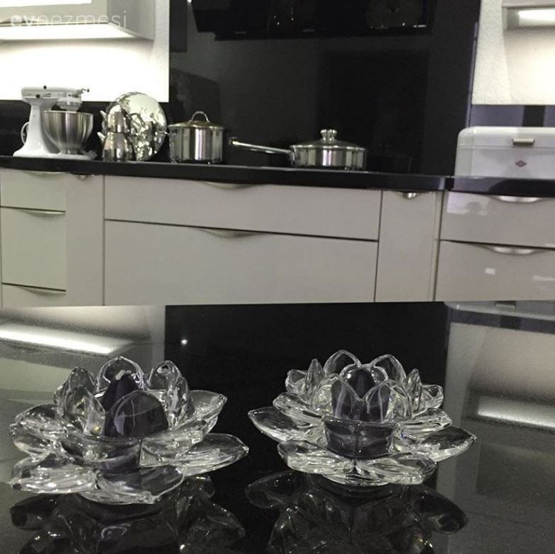 Beyaz mutfak, Mutfak, Siyah- Beyaz