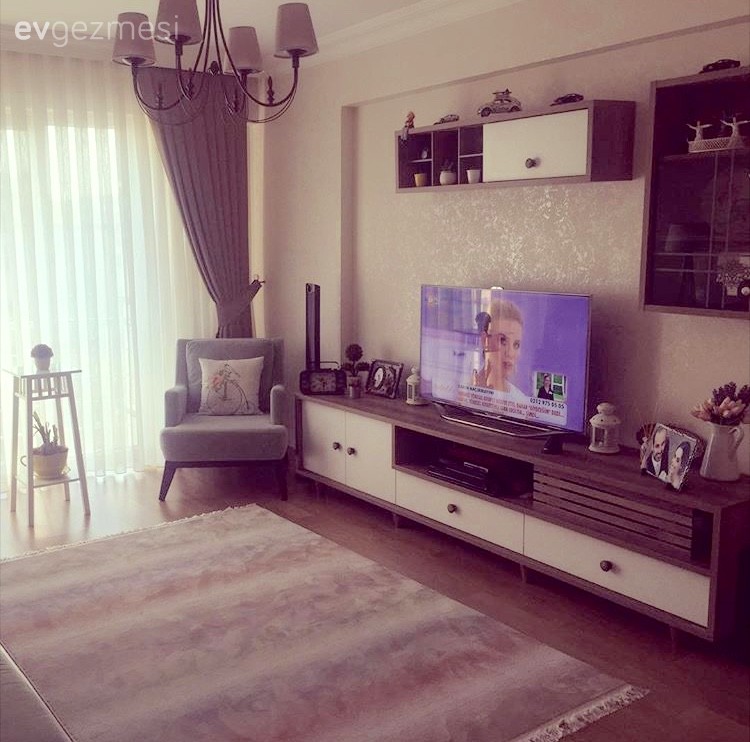 Erden ailesinin yumuşak renk geçişleriyle zarif ve sıcak evleri..