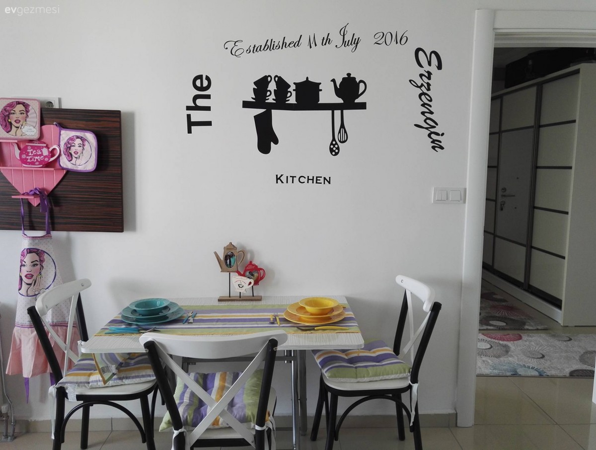 Hüsra hanımın modern çizgide, renkli ve konforlu evi..