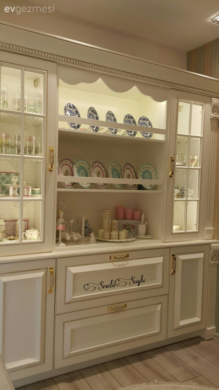 Altın, Beyaz mutfak, Mutfak, Mutfak aksesuarları