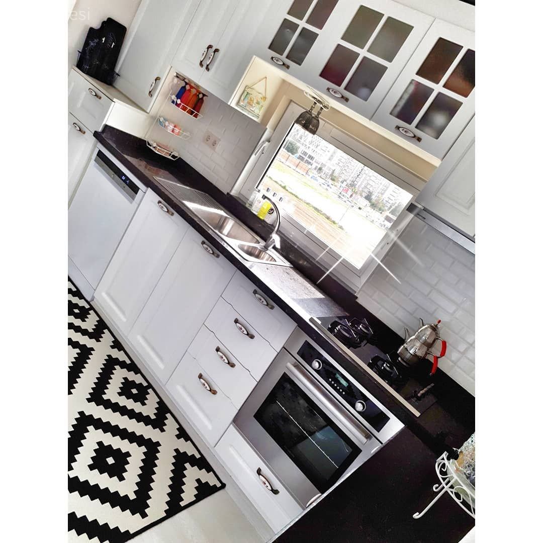 Mutfak, Beyaz mutfak, Mutfak tadilat, Siyah- Beyaz