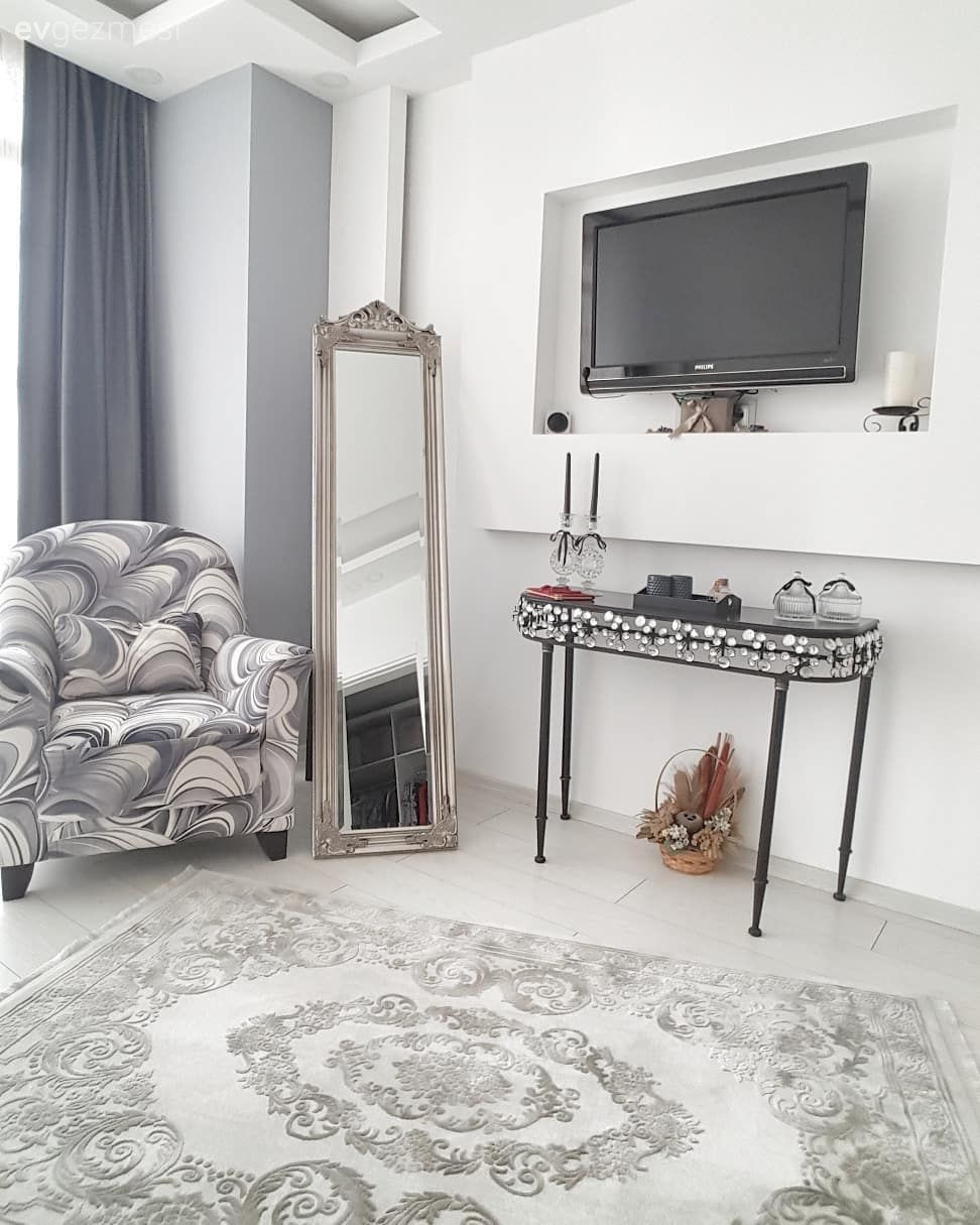 Yatak Odası, Ayna, Halı, Dresuar