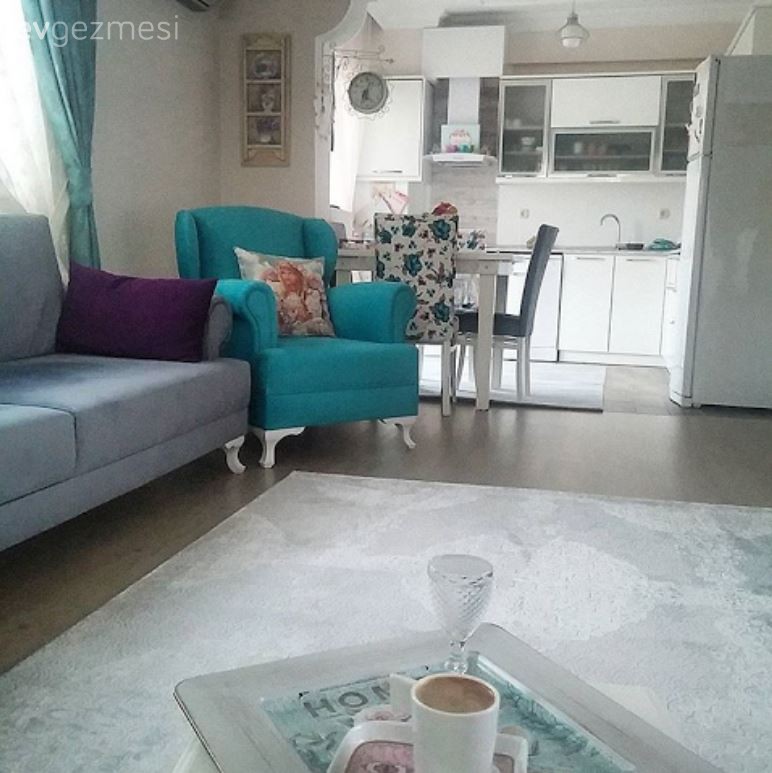 Kendin Yap, Yapışkanlı folyo