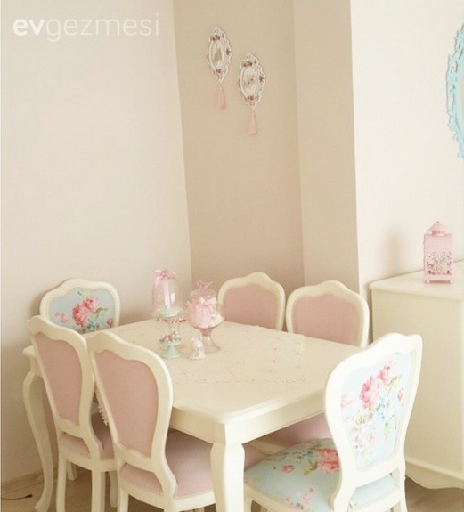 Beyaz, Çiçekli desen, Country, Mavi, Pembe, Yemek Odası