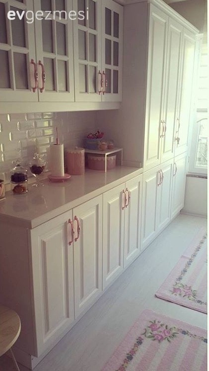 Beyaz mutfak, Country mutfak, Mutfak, Mutfak aksesuarları, Pembe