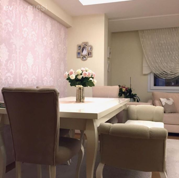 Gizem hanımın yumuşak tonlarla, nostaljik ve iç açıcı evi.