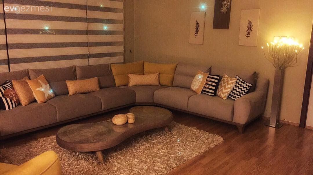 Ahşap Mobilya, Gri, Köşe koltuk, Orta sehpa, Salon, Sarı, Siyah- Beyaz, Kırlent