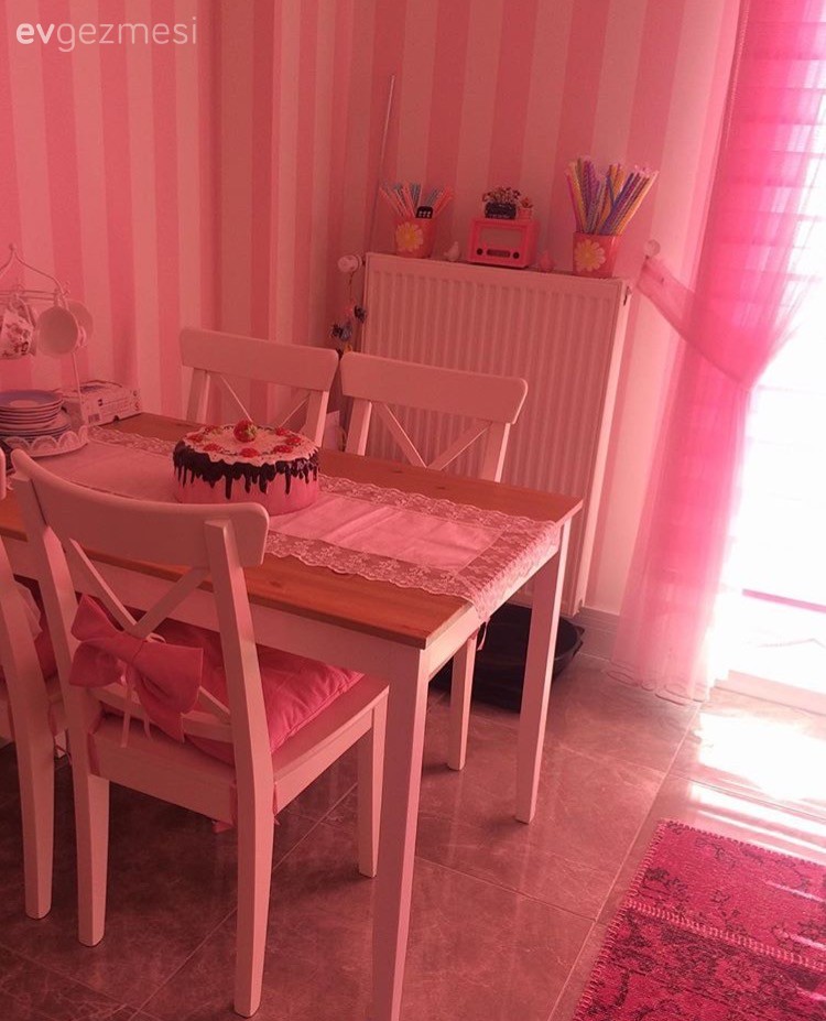 Salonda huzur ve zerafet; mutfakta şeker gibi dekor: Merve hanımın evi.