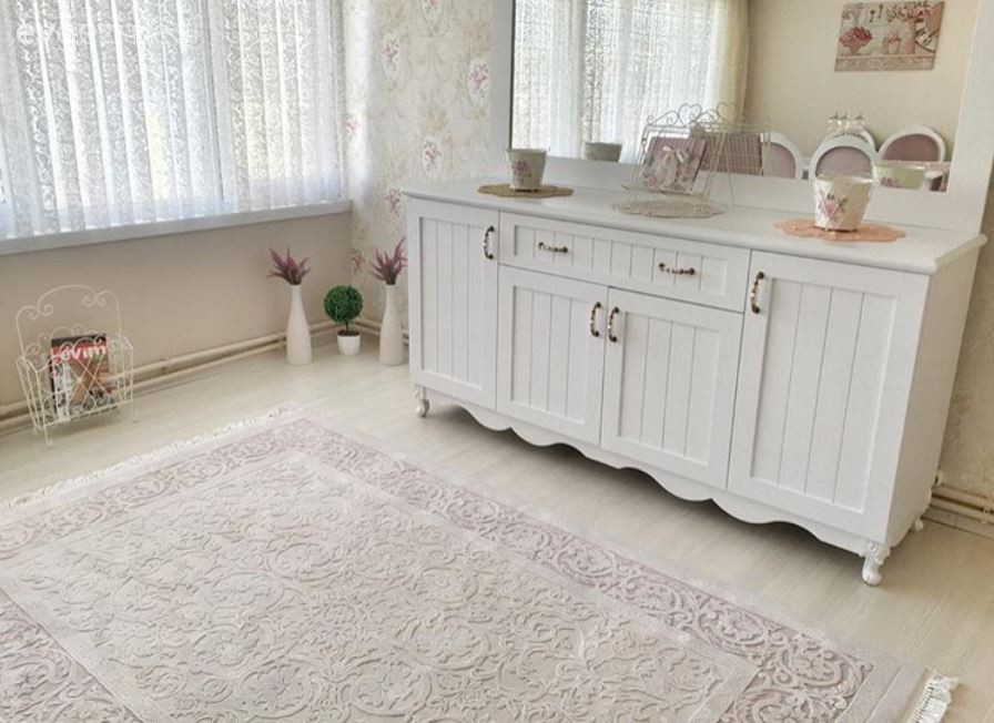 Gülsüm hanımın bol desenle, cıvıl cıvıl evi..