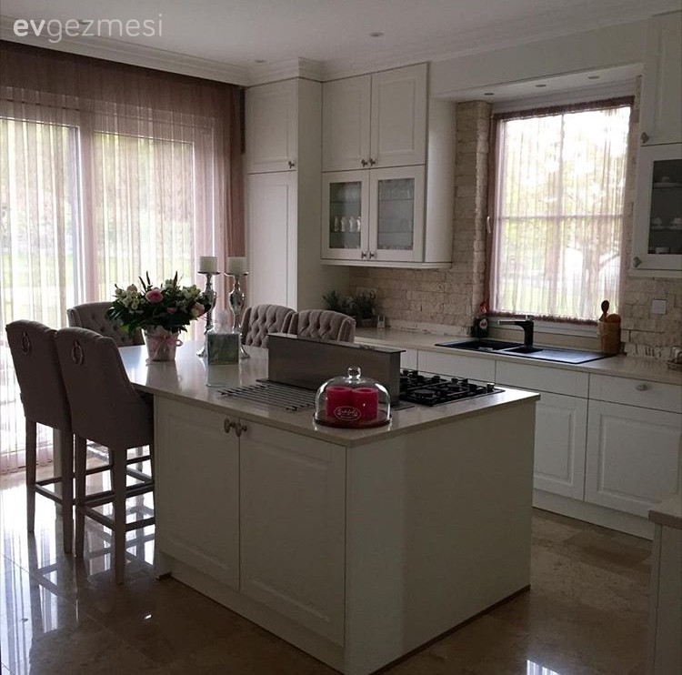 Beyaz mutfak, Mutfak, Ada mutfak, Taş duvar