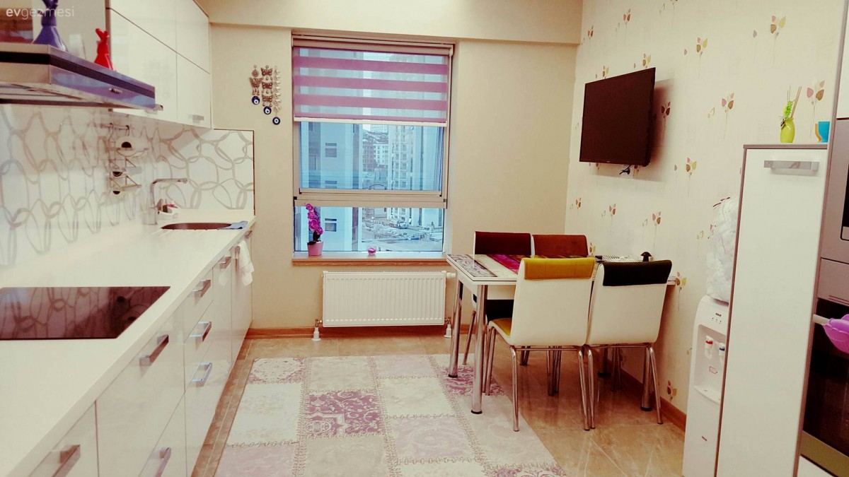 Sevgi hanımın klasik stilde göz alıcı evi..