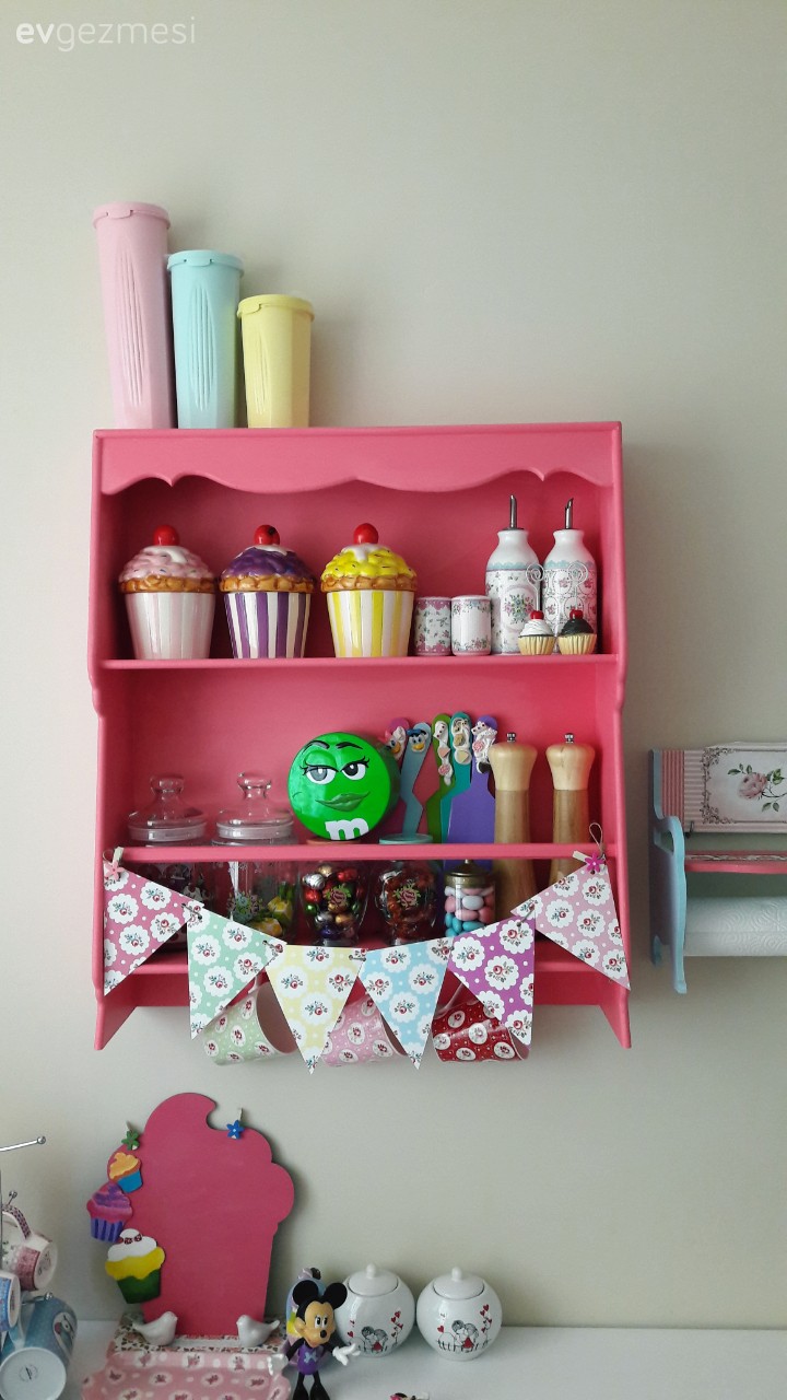 Mutfak, Pembe, Terek