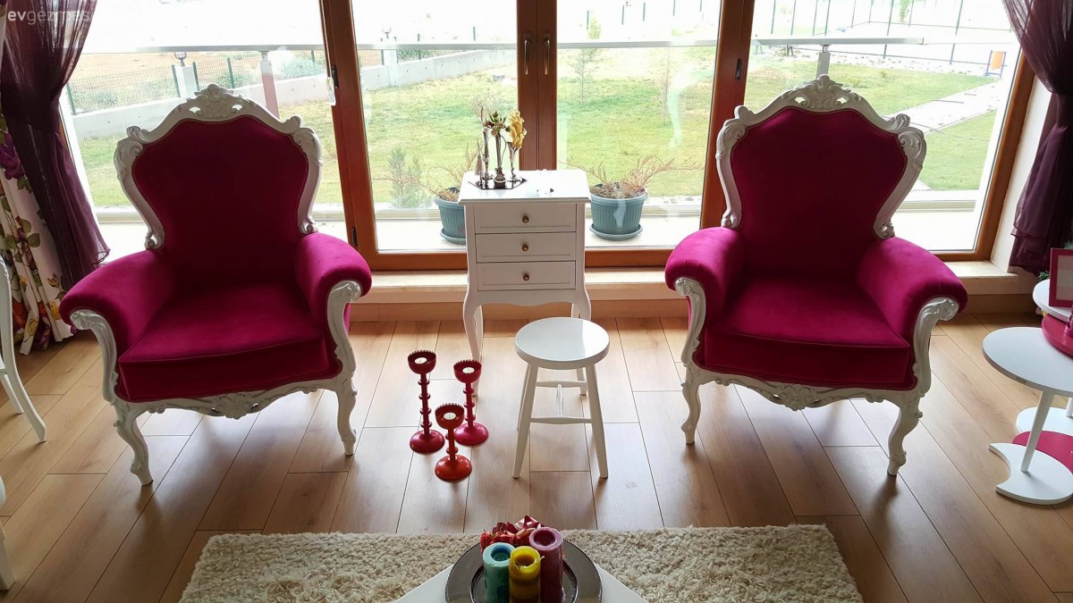 Çarpıcı renkte dokunuşlarla, enerjisi yüksek bir ev: Tuba hanımın evi!