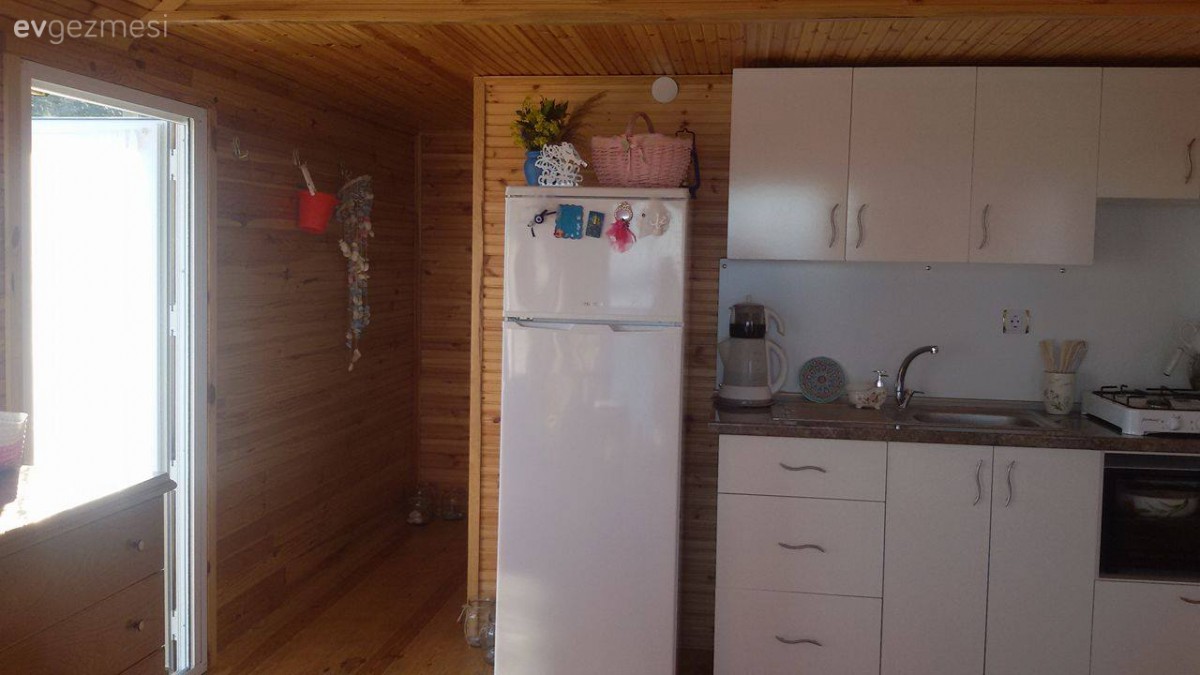 Denize Komşu Karavan Ev: Orkun ve Çiğdem Çiftinin Masal Diyarı