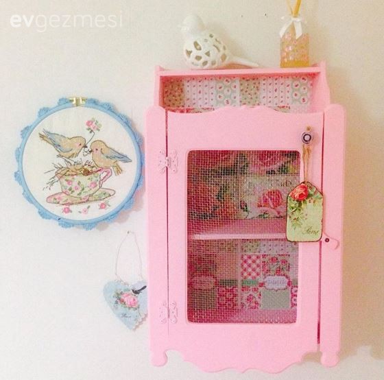 Mutfak, Pembe, Terek