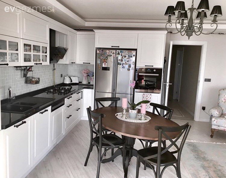 Avize, Aydınlatma, Beyaz mutfak, Mutfak, Mutfak masası