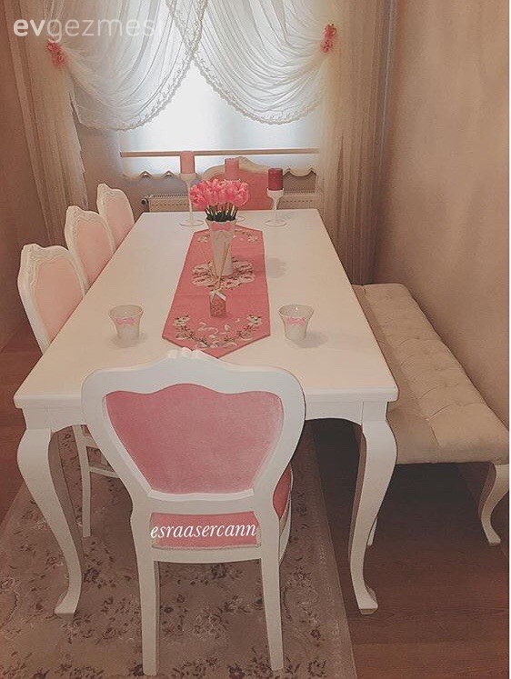 Pembe, Salon, Yemek Odası