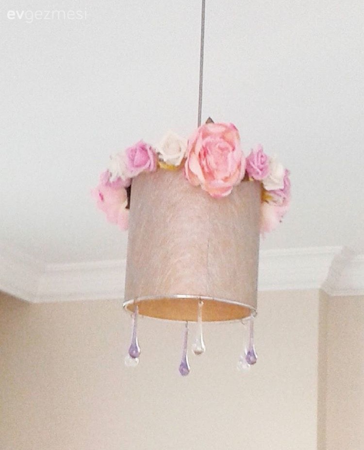 Filiz hanımın tamamı kendi emeği, harika yatak odası dönüşümü..