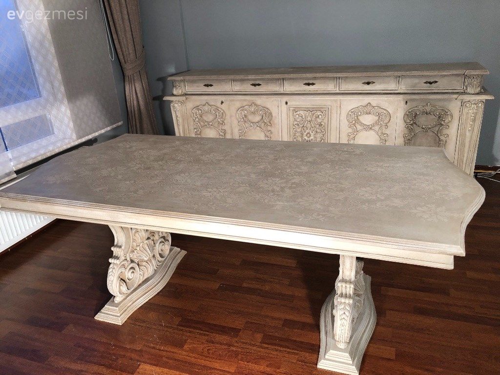 Mihrabı Yerinde Bu Yemek Takımı Şimdi Adeta Sanat Eseri