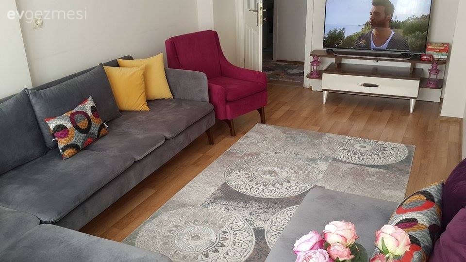 Iraz hanımın konforu ön planda tutan modern ve dinamik evi..