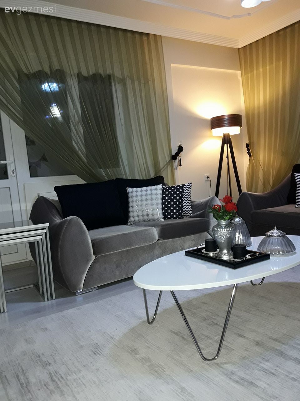 El emeği parçalarla, göz alıcı ve şık: Sibel hanımın evi..