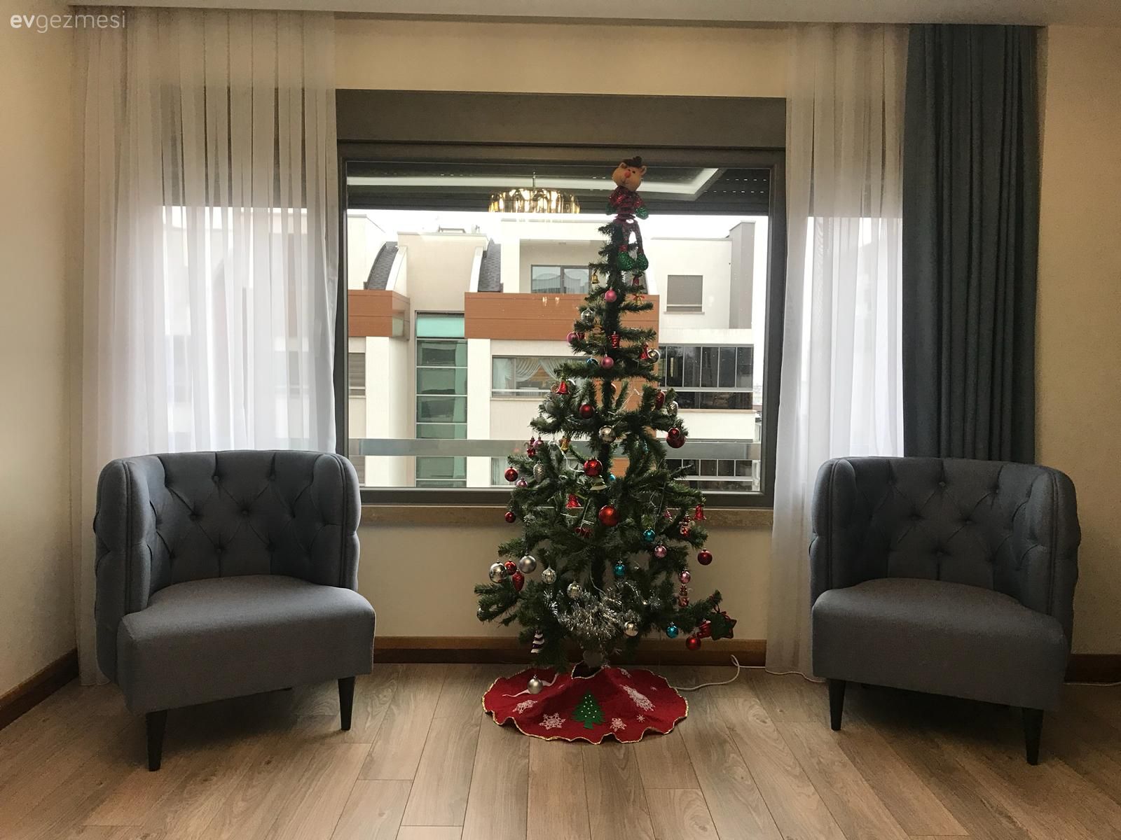 Salon, Berjer, Gri, Fon perde, Perde, Yılbaşı dekorasyonu