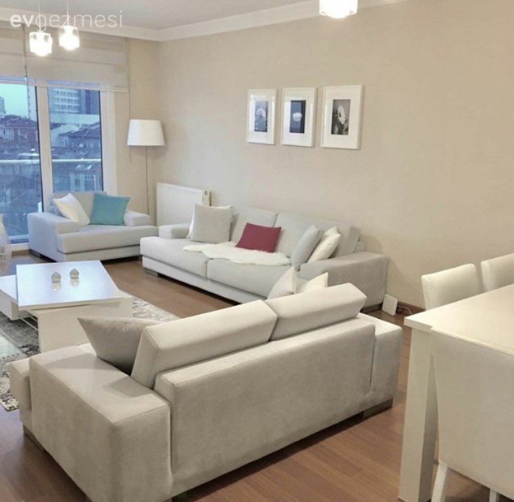 Avize, Beyaz, Duvar dekorasyonu, Halı, Lambader, Modern, Salon, Aydınlatma