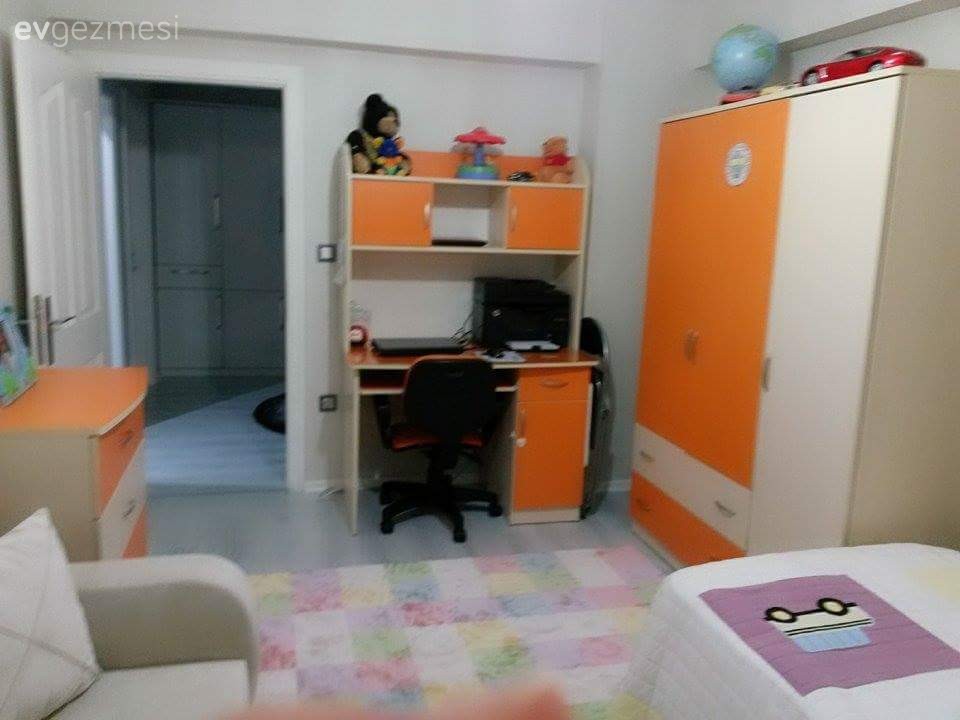 Genç odası, Turuncu