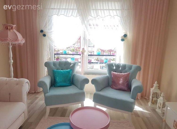 Berjer, Kruvaze perde, Mavi, Pembe, Salon, Sehpa, Perde