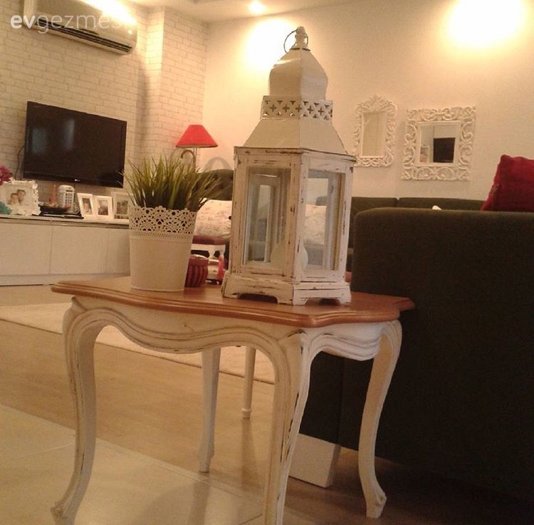 Gaye hanımın doğalı ön planda tutan, yaşayan ve renkli evi..