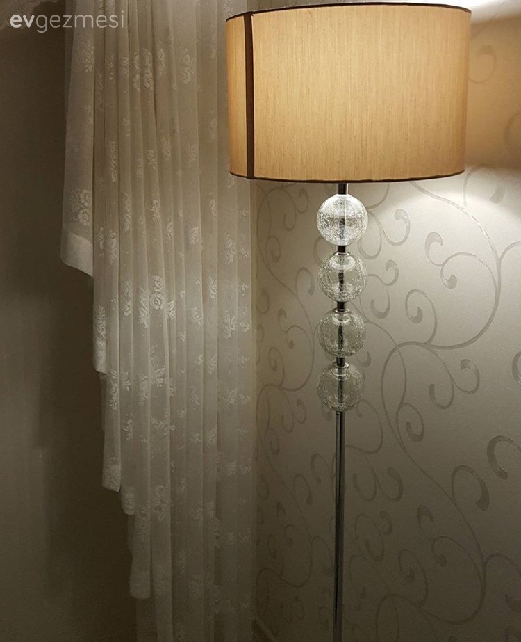 Klasik stilin hakim olduğu, göz alıcı ve konforlu bir ev..