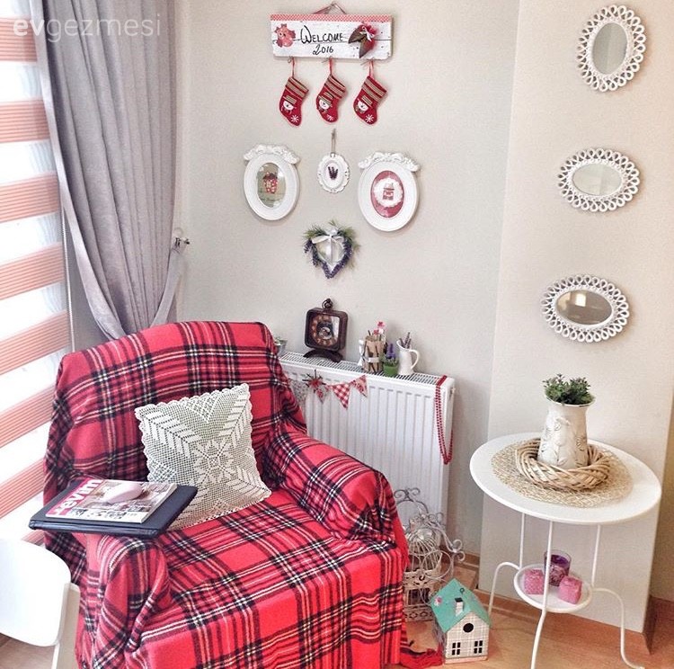 Dekoratif Objeler, Kırmızı