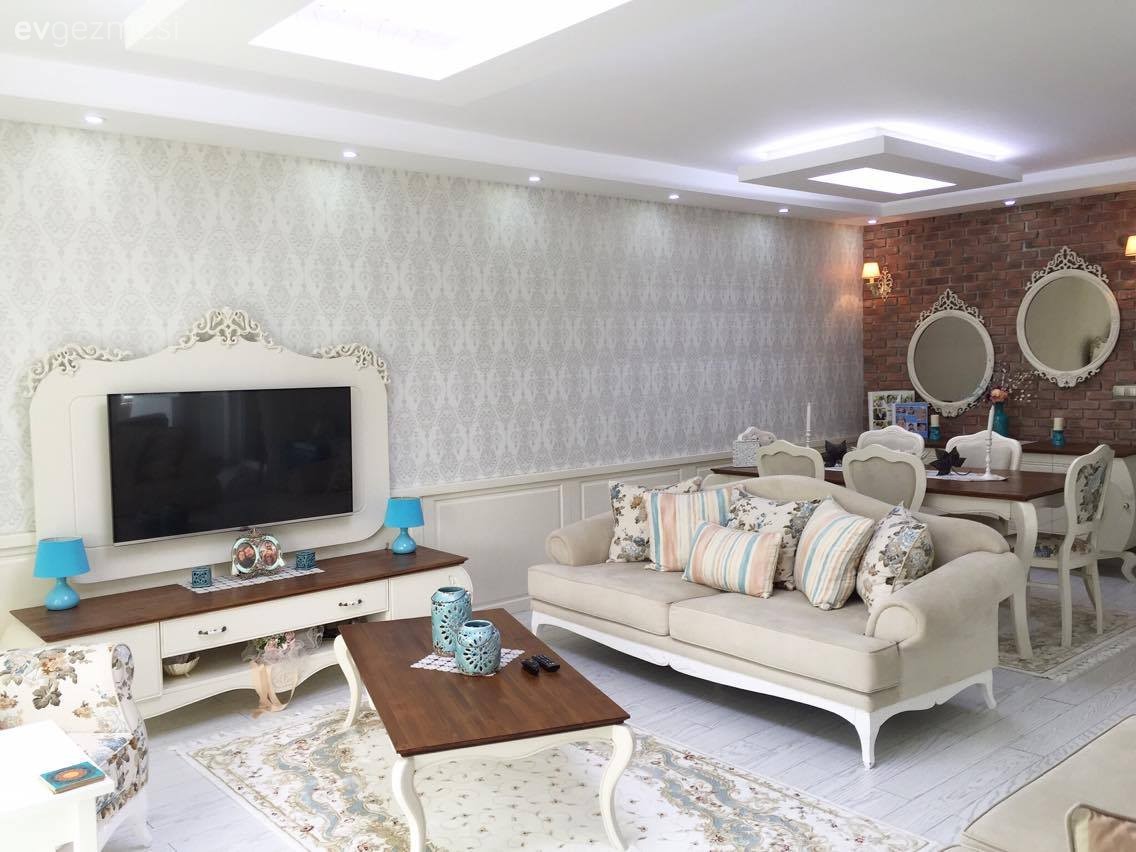 Ahşap Mobilya, Asma tavan, Country, Duvar kağıdı, Krem, Salon, Tv ünitesi