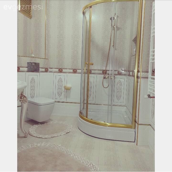Klasik ve göz alıcı bir dekor: Hülya hanımın banyo dekoru..