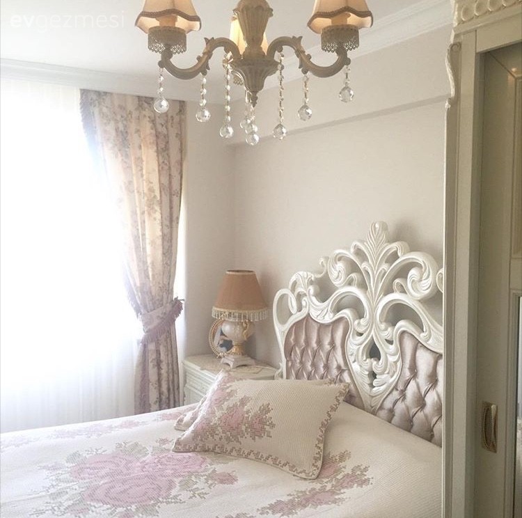 Sibel hanımın her odasında farklı dekora sahip, stil sahibi evi..