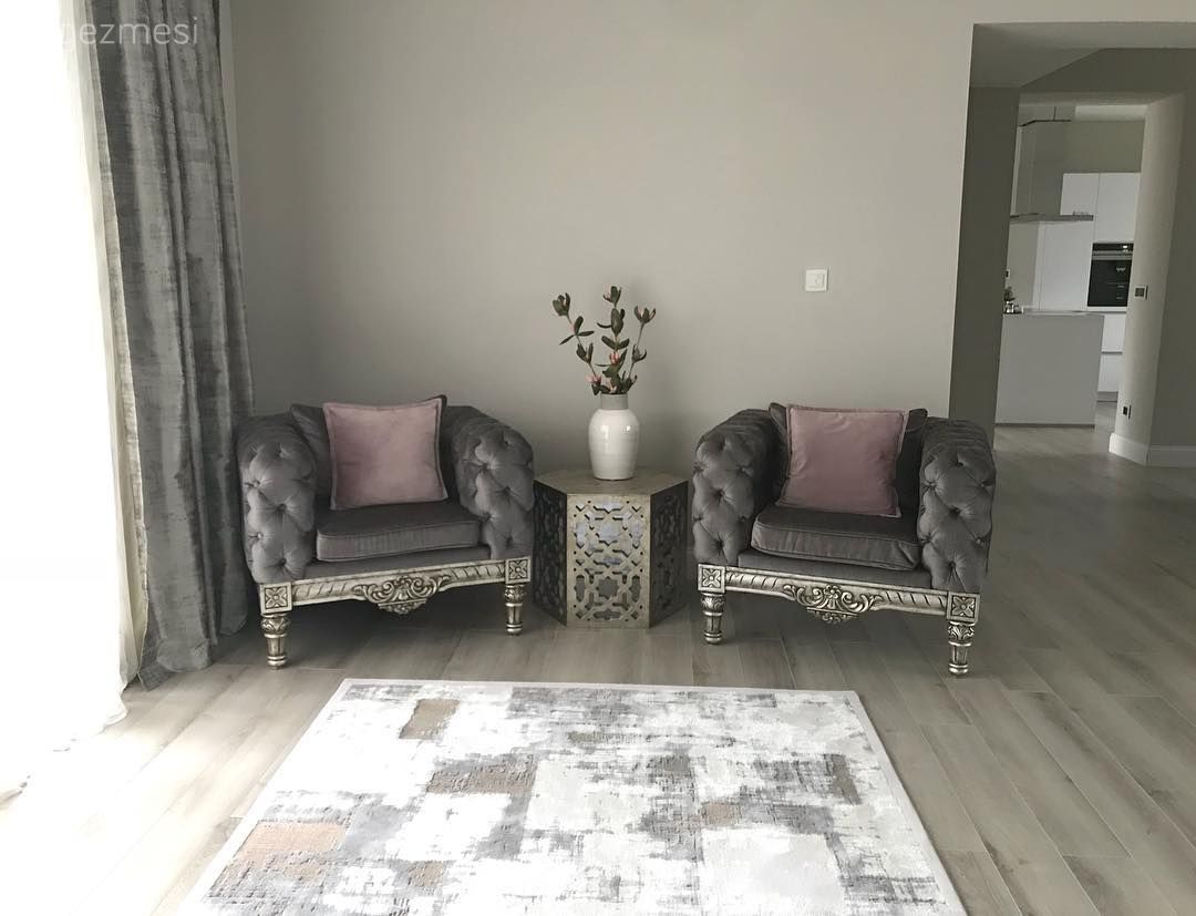 Bir Viranenin Komple Tadilatla Göz Kamaştırıcı Bir Eve Dönüşümü