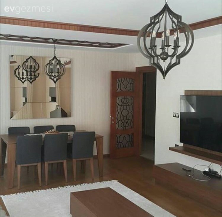 Ahşap Mobilya, Avize, Ayna, Halı, Kahverengi, Salon, Tv ünitesi, Yemek Odası, Aydınlatma