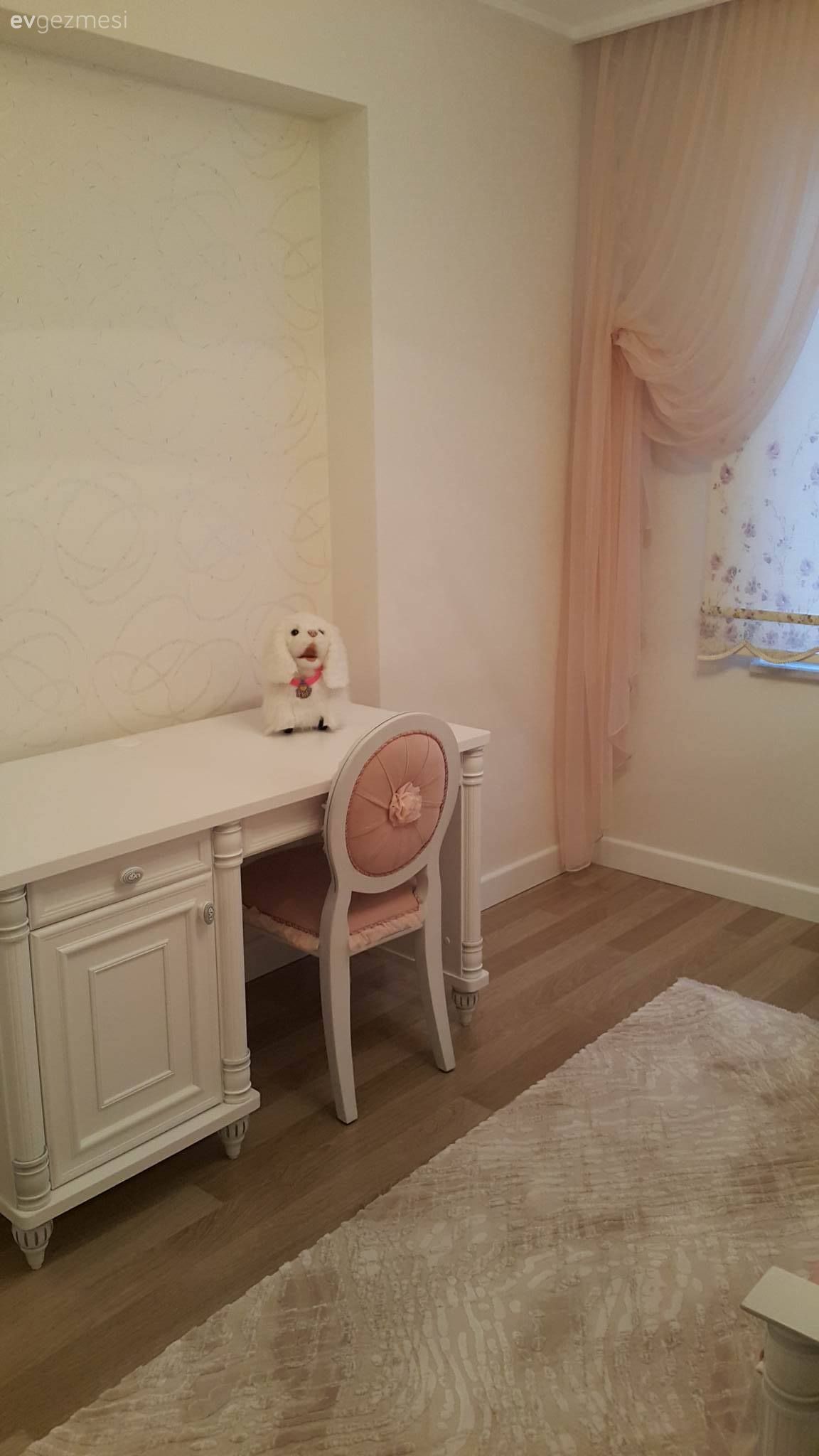 Çocuk Odası, Pembe, Perde