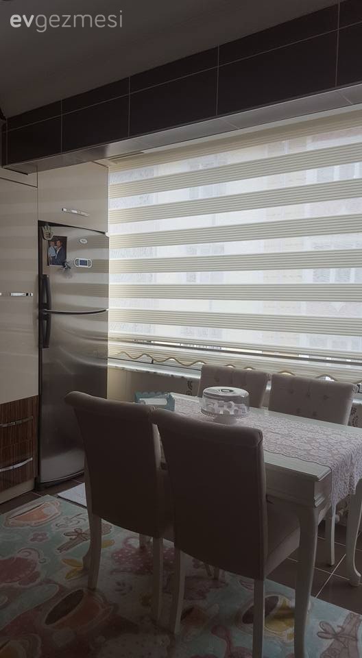 Derya hanımın yumuşak bir havaya sahip, dingin evi..