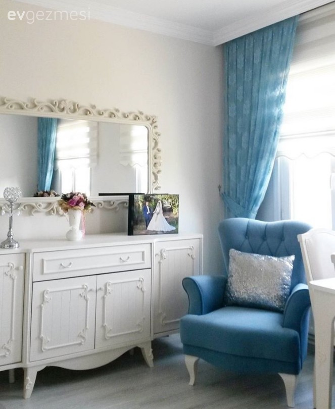 Ayna, Berjer, Fon perde, Konsol, Mavi, Perde