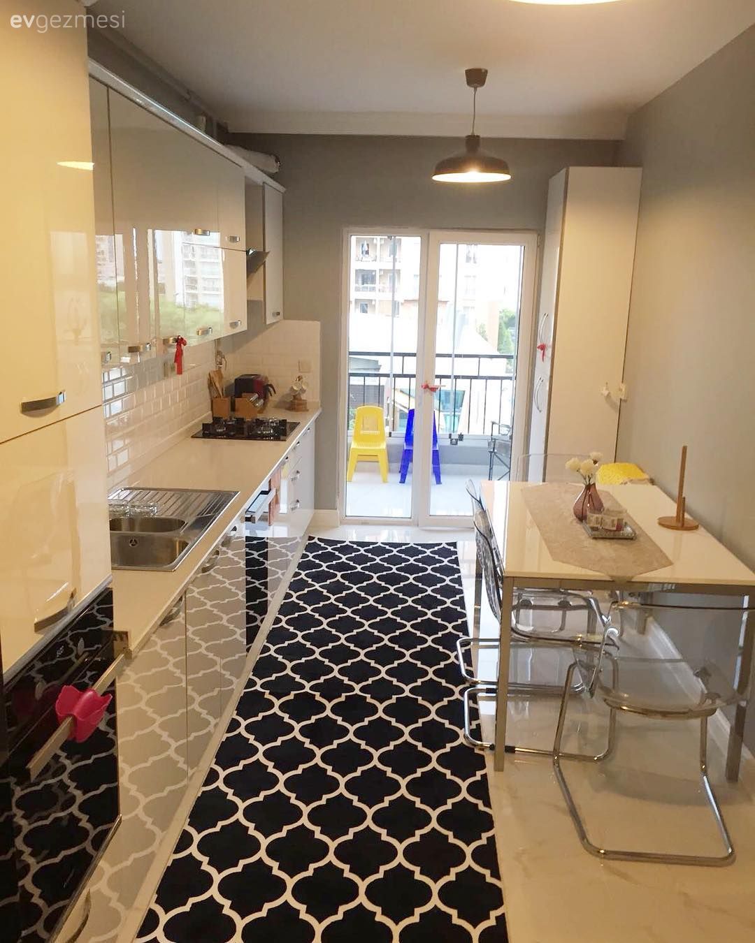 200 m'2'lik bir evin tadilat hikayesi. Şahane dönüşümden Öncesi & Sonrası kareler..