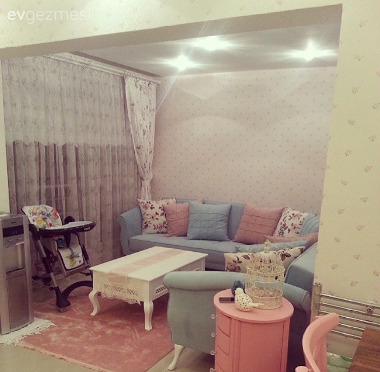 Halı, Mavi, Orta sehpa, Oturma Odası, Pembe