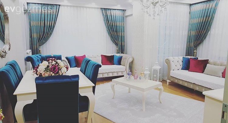 Chesterfield, Fon perde, Halı, Kırmızı, Mavi, Orta sehpa, Perde, Salon, Yemek Odası, Kırlent